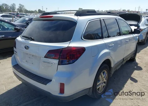 2013 Subaru Outback 2.5I z USA, uszkodzony, nr VIN 4S4BRBAC0D3317814